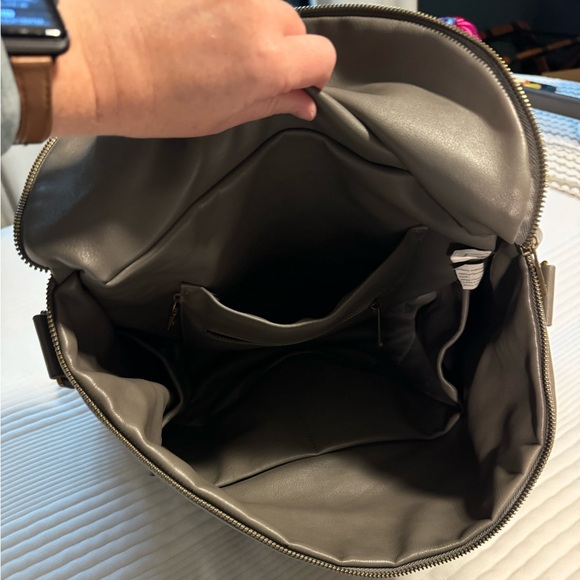 Fawn Design Backpack - Picture 6 of 6